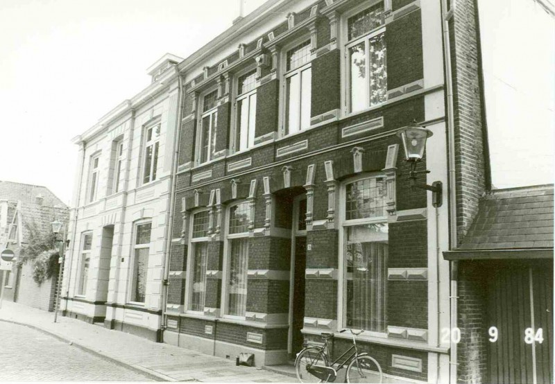 noorderhagen36 huis van niewendyk van alhambra bioscoop 1984.jpg