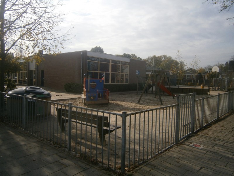 Zaanstraat 10 Basisschool Bonifatius.JPG