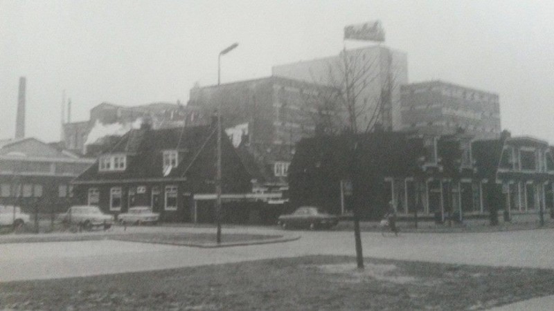 beekstraat vanaf de hopstraat links het hoekje om de moutstraat. Grolsch.jpg