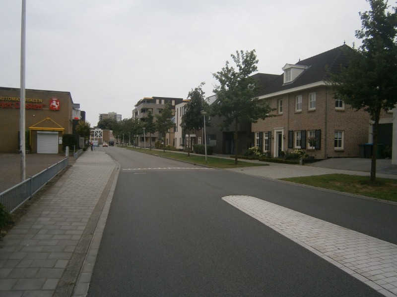 Hulsmaatstraat vanaf Potsweg.JPG
