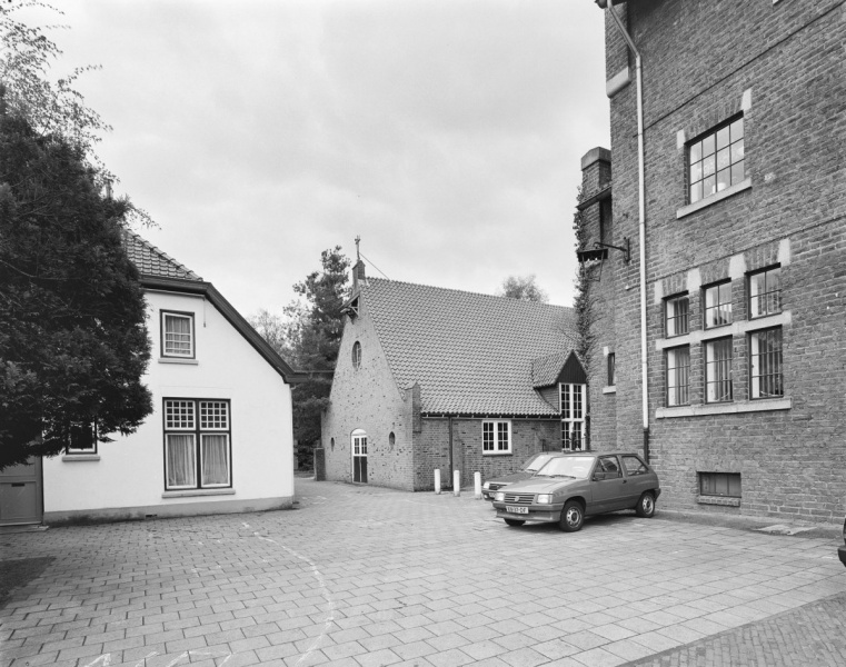 Gronausestraat 710 - Kloosterkapel Capucijnen Bernadettekerk mei 1990.jpg