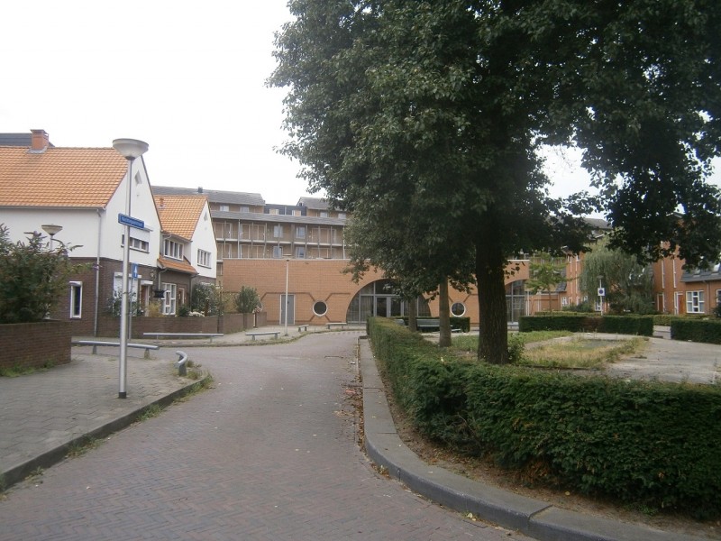 Nachtegaalstraat rechts Roomveldje.JPG