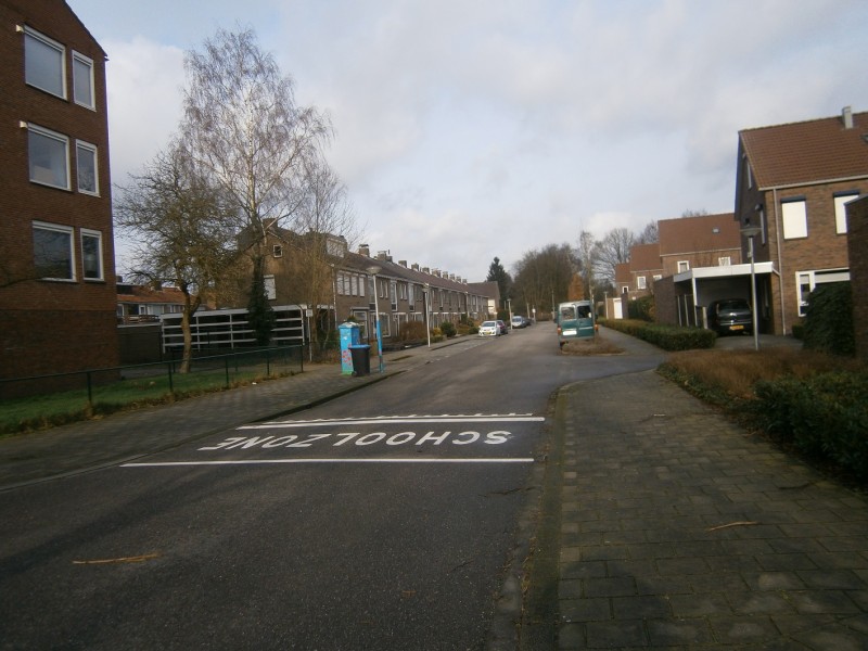 P.A. van Deldenstraat vanaf Zaanstraat.JPG