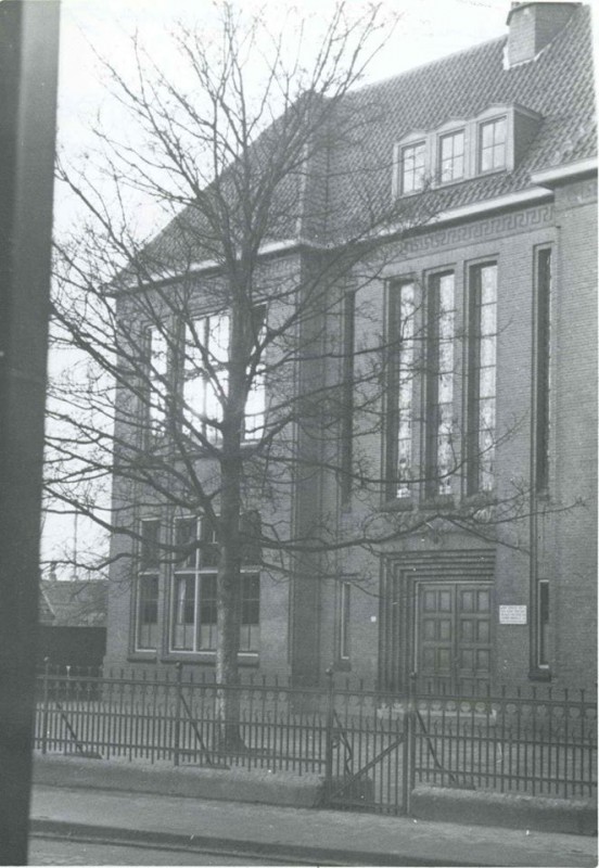 Lipperkerkstraat RK meisjesschool Mariaschool.jpg