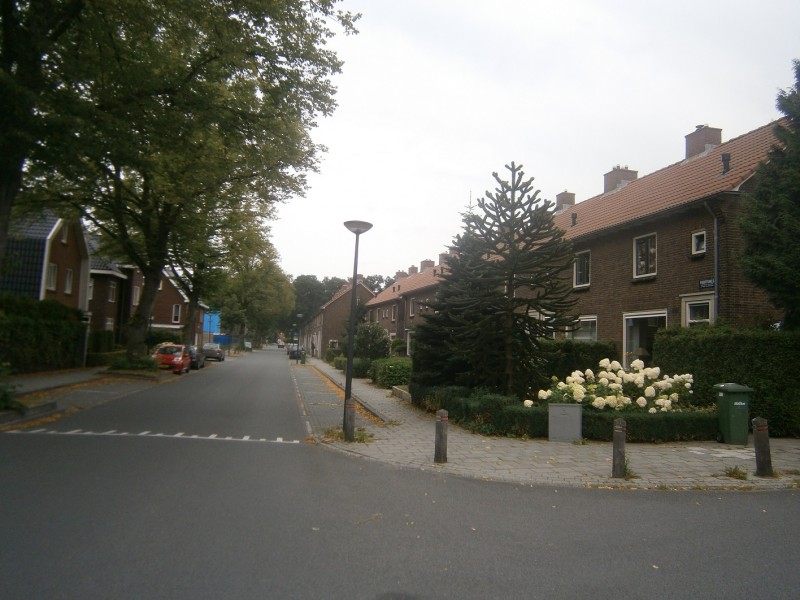 Voortsweg vanaf Dinkelstraat.JPG