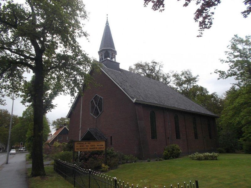 Usselo N.H. Kerk Haaksbergerstraat.JPG