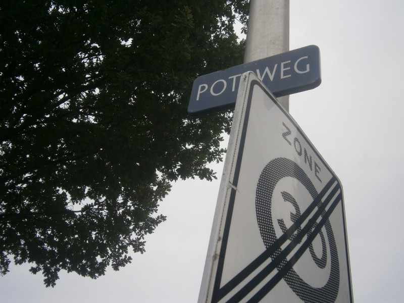 Potsweg straatnaambord.JPG