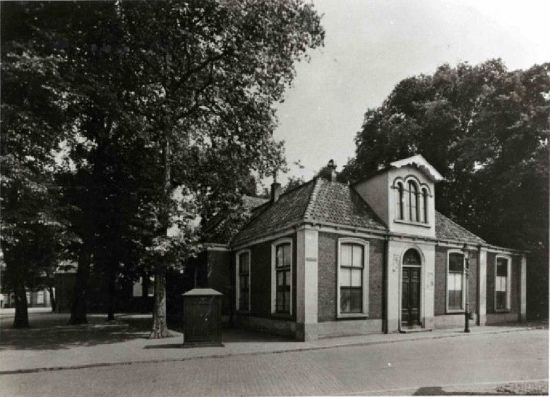 Zuiderhagen 1936 Bewaarschool stadsbrand van 1862  overleefd.jpg