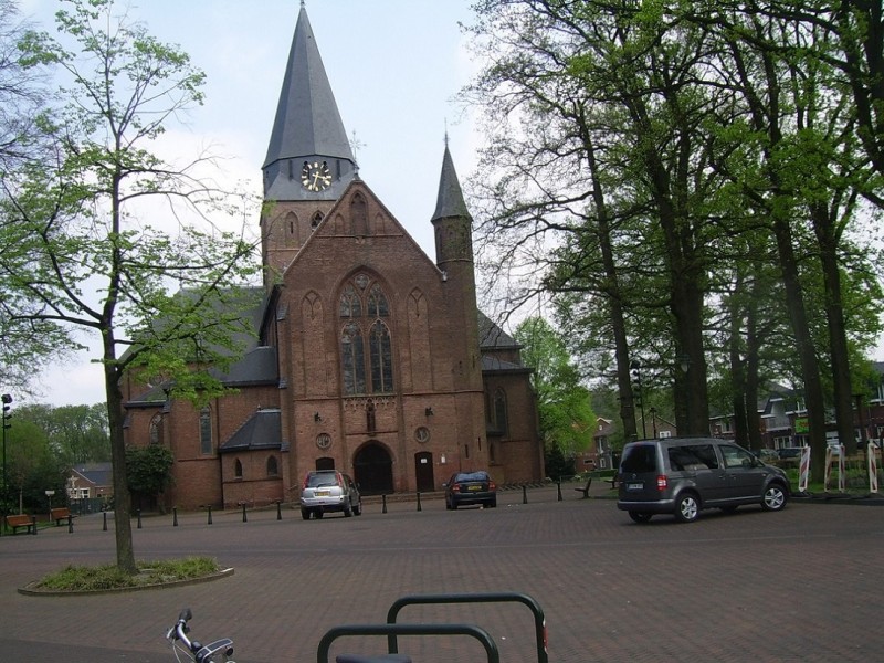 Dorpsstraat 96 lonneker R.K.Kerk Sint Jacobus de Meerdere.JPG