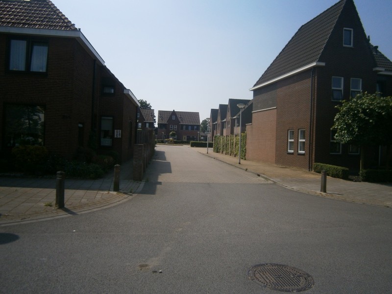Tichelerhof vanaf Roomweg.JPG