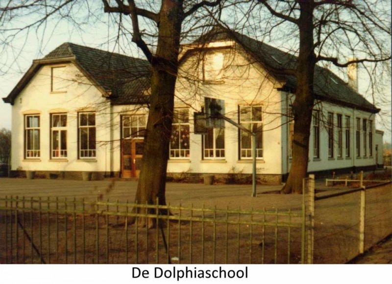 Gronausestraat 827 Dolphiaschool.jpg