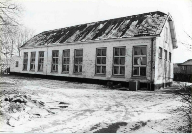 Schipholtstraat 165, openbare lagere school 1986.jpg