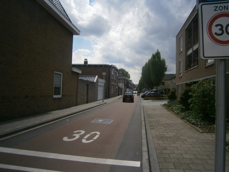 Lasonderstraat vanaf Lasondersingel.JPG