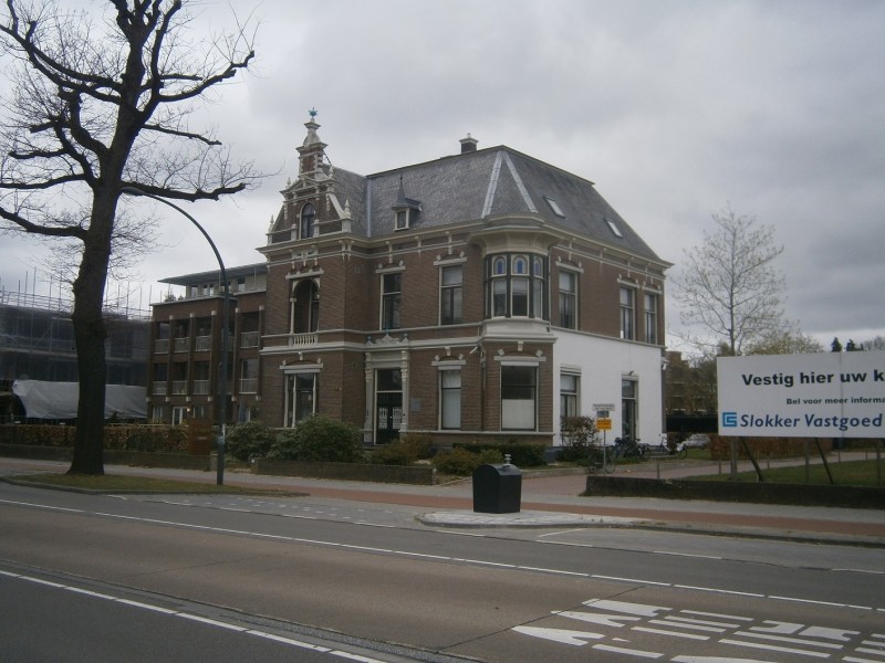 Hengelosestraat 98 stadsvilla is gebouwd in 1896 in opdracht van de textielfabrikant W.H. van Heek (3).JPG