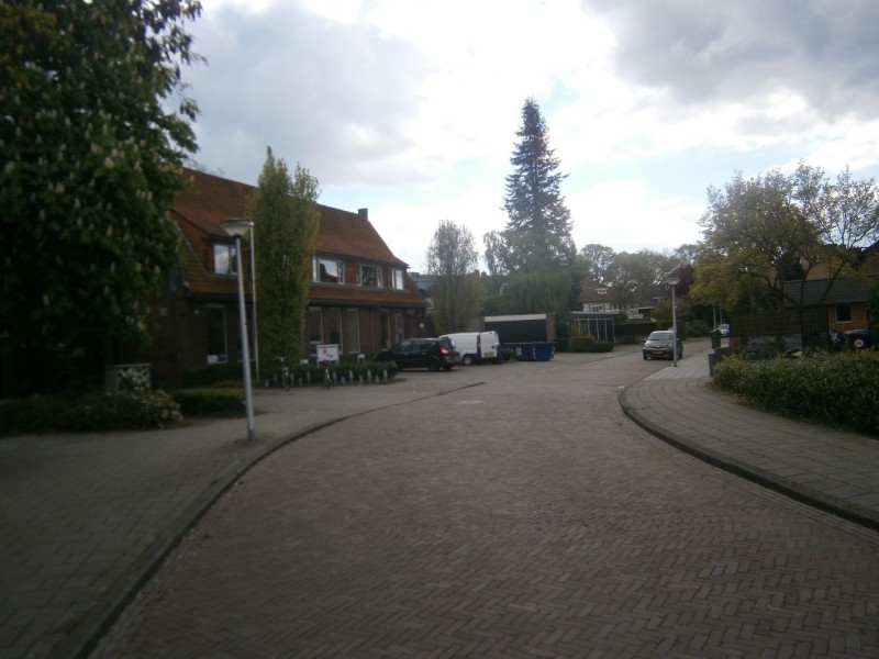Van Alphenstraat vanaf Staringstraat.JPG