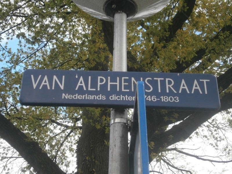Van Alphenstraat straatnaambord.JPG