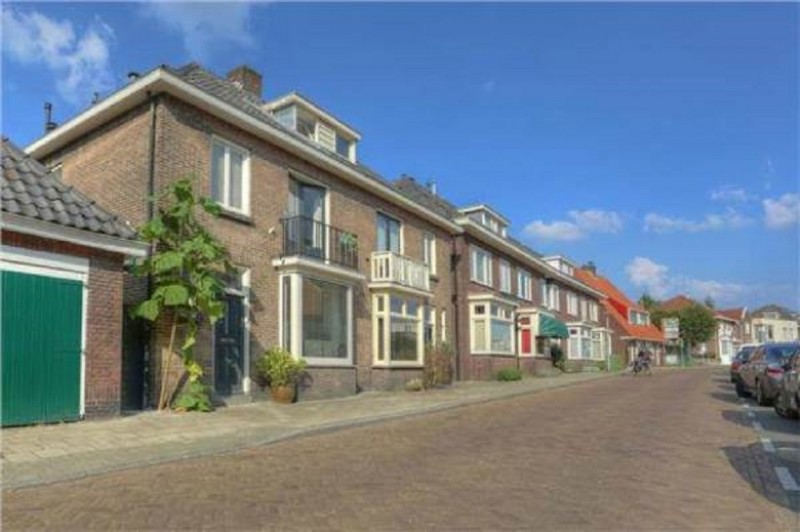 Bentrotstraat 3.jpg