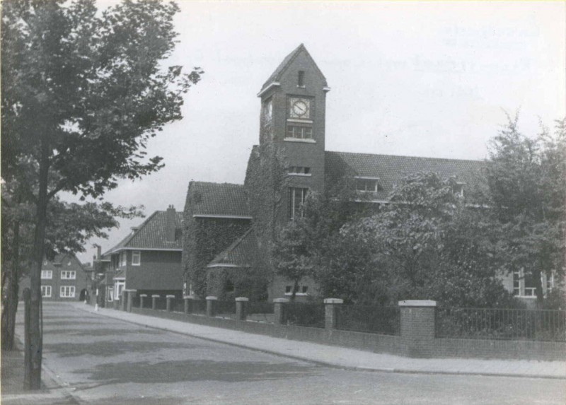 Rozenstraat 98 Laares school.jpg