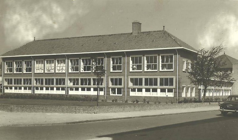 Zonstraat Willem Lodewijkschool.jpg