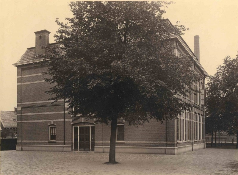 Lage Bothofstraat 196 8e Openbare Lagere School 1931 later  Bothofschool.jpg