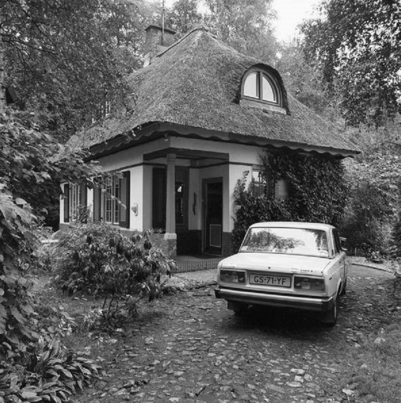 Oldenzaalsestraat 510 tuinmans huis bij villa Stokhorst.jpg