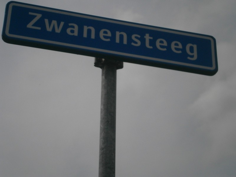 Zwanensteeg straatnaambord.JPG