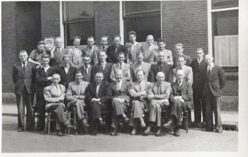 Boddenkampstraat 2d Medewerkers Meubelfabriek I. de Jong.jpg