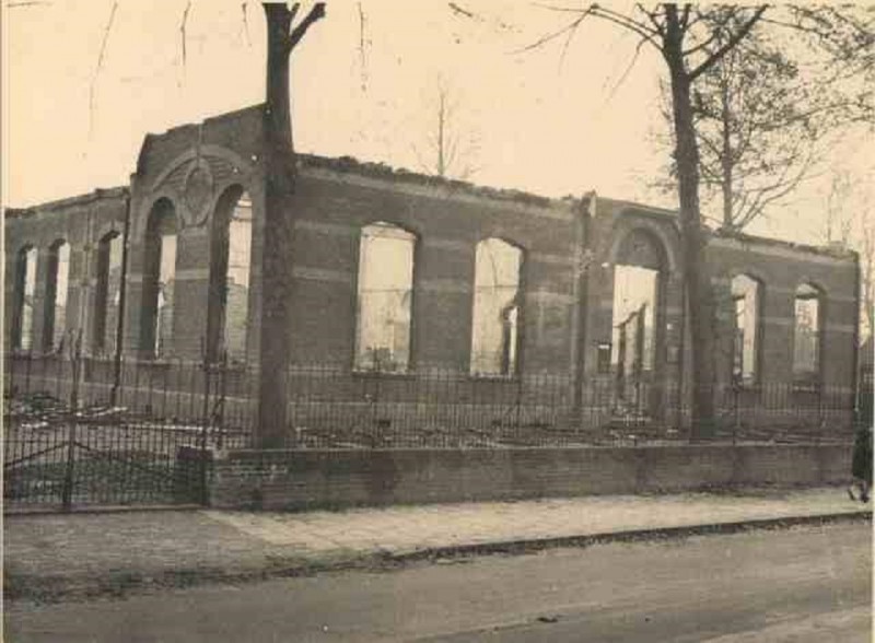 brinkstraat 69 gebombardeerde school (L.O.)1943.jpg