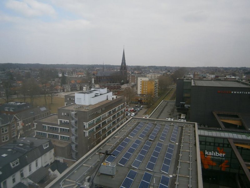 Willem Wilminkplein uitzicht vanuit Intercity Hotel spoorlijn richting Gronaus 25-3-2018 .jpg