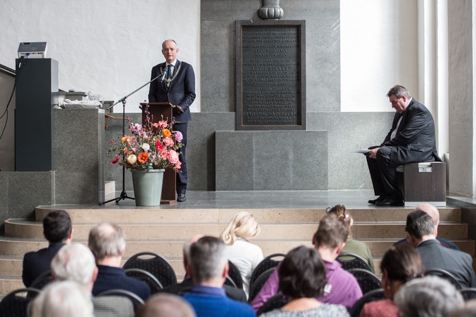 Verzetstrijders krijgen Stolpersteine in Enschede.jpg