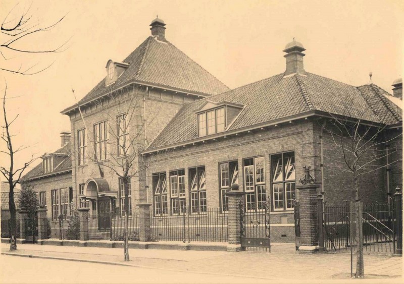 Kortenaerstraat 1931 School B5, voorbereidingsschool voor openbaar lager onderwijs.jpg