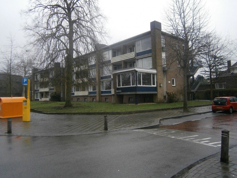 Kortenaerstraat 20-30 Trompflat gemeentelijk monument (2).JPG