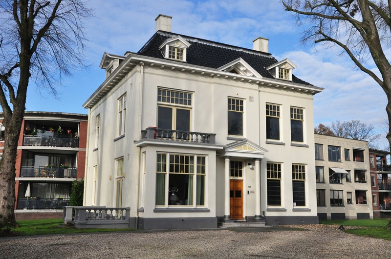 Oldenzaalsestraat 123 villa 't Zeggelt.jpg