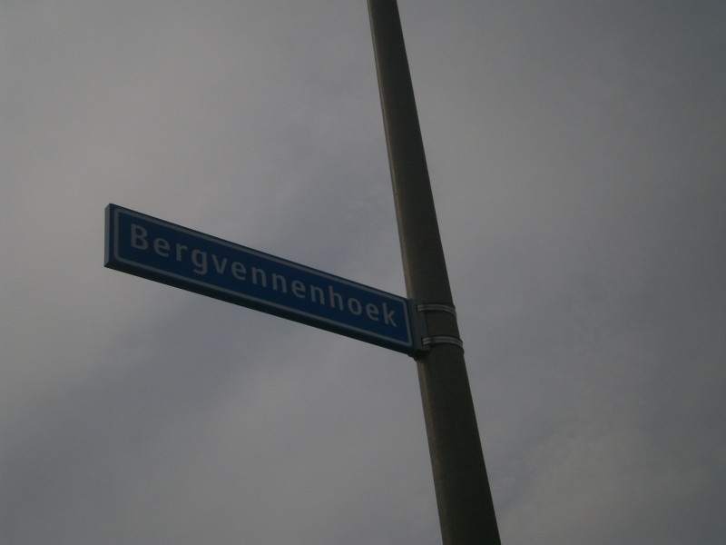 Bergvennenhoek straatnaambord.JPG