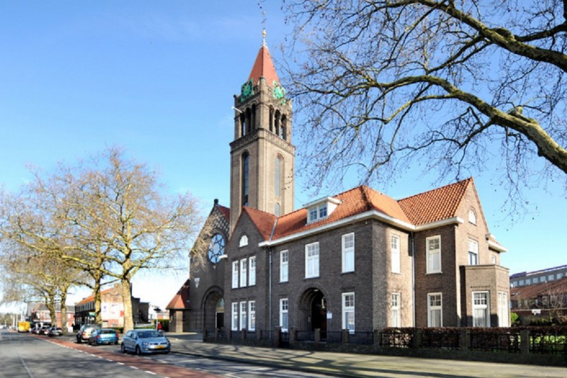 Deurningerstraat Pastorie Mariakerk .jpg