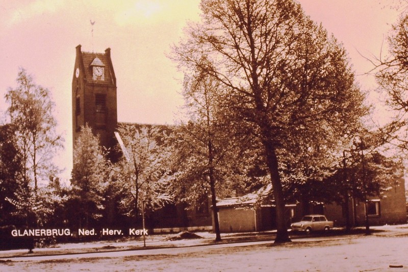 Gronausestyraat Glanerbrug Ned. Herv. Kerk nu gemeentelijk monument.JPG