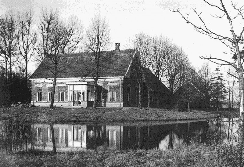Strootsweg 1934 Boerderij De Oude Brinkhof in 1934 gesloopt t.b.v. aanleg Twentekanaal.jpg