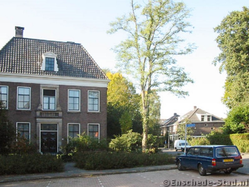 Thorbeckelaan-Van Kolstraat.jpg