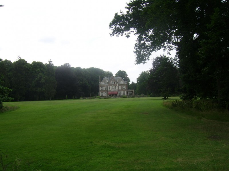 Hoge Boekelerweg 255 villa Hooge Boekel met tuin rijksmonument.jpg