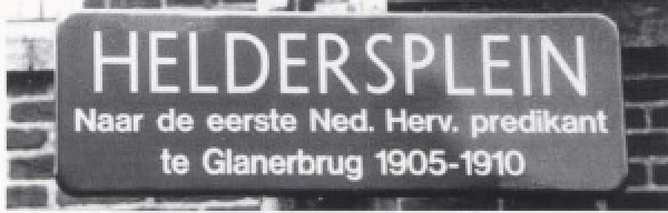 Heldersplein straatnaambord.jpg