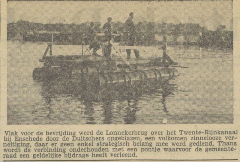 Lonnekerbrug pontje Twentekanaal krantenfoto Tubantia 12-10-1946.jpg