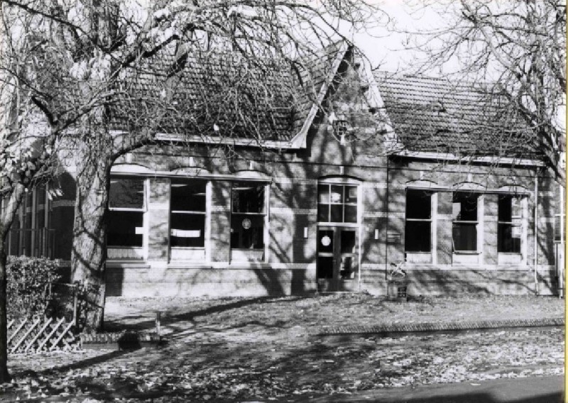 Hoge Boekelerweg 45 Ribbelerbrinkschool openbare lagere school 1981.jpg