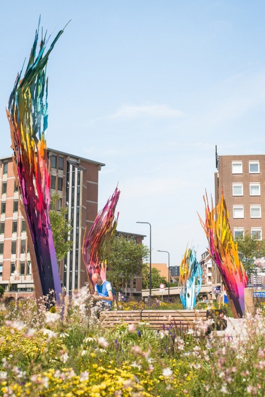 Koningsplein kunstwerk Whispers van kunstenaar Arne Quinze.jpg