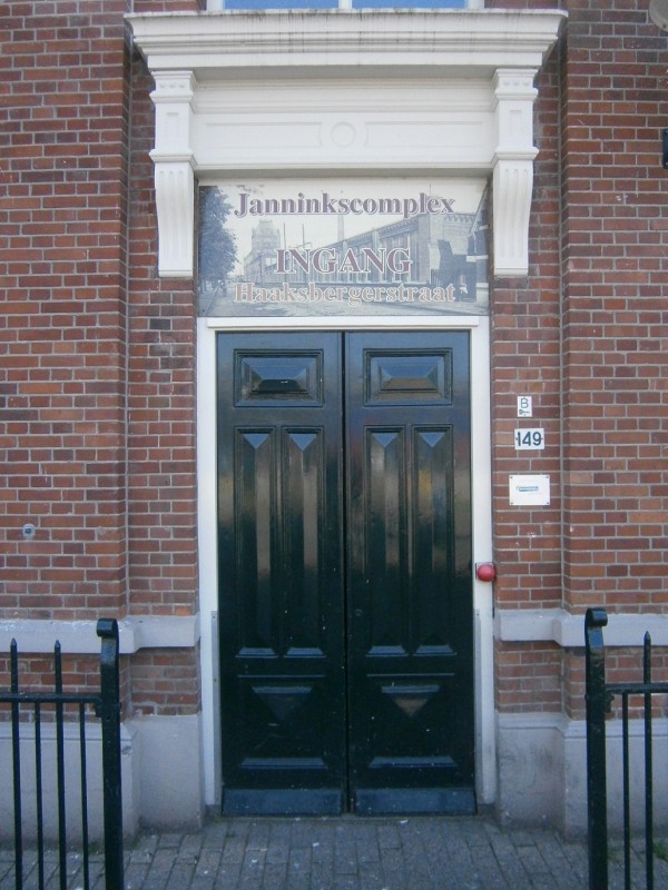 Haaksbergerstraat 149 ingang Janninkscomplex.JPG