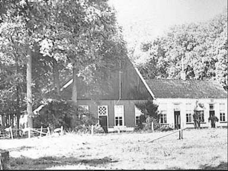 Kwinkelerweg 16 Boekelo De Kwinkeler zij- en voorgevel. gemeentelijk monument.jpg