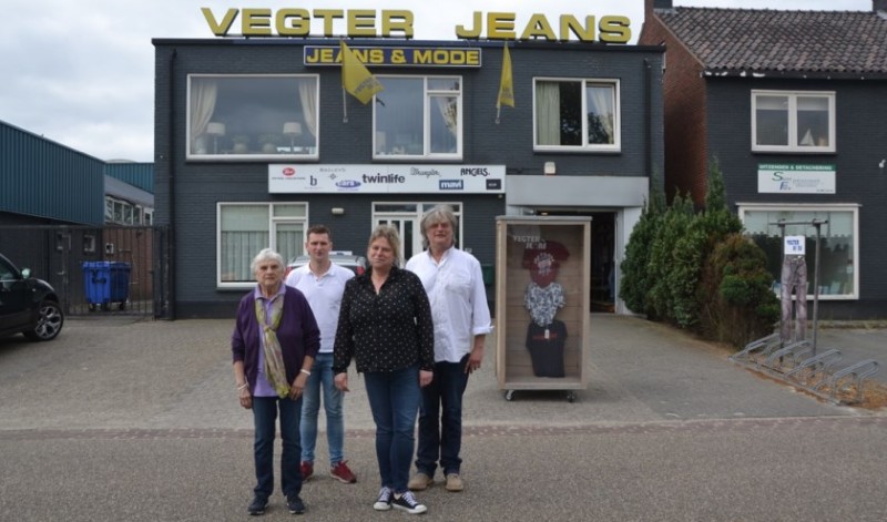 Lonnekerbrugstraat Vegter Jeans.jpg