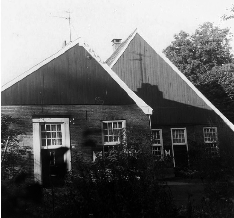 Kwekkeboomweg 30 Boerderij Kwekkeboom, gemeentelijk monument 28-9-1989.jpg