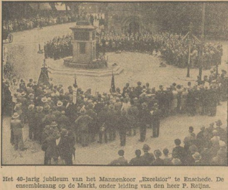 Markt Mannenkoor Excelsior 40 jaar jubileum krantenfoto Tubantia 21-7-1931.jpg