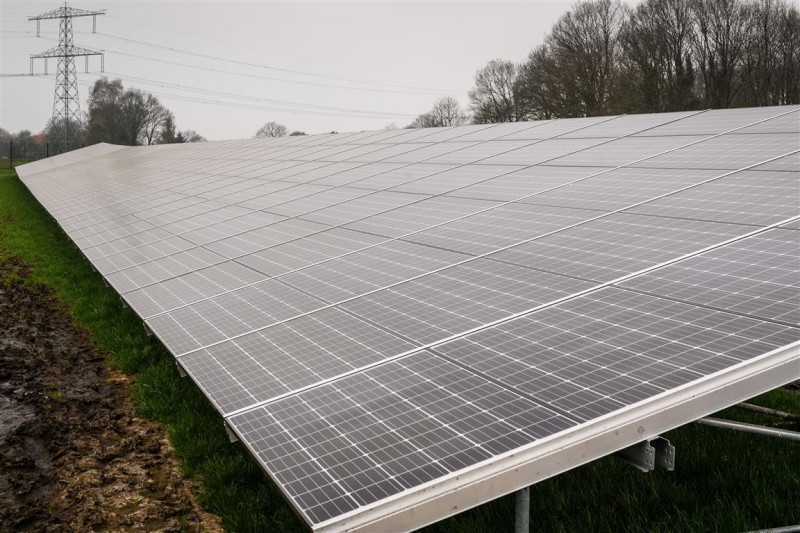 Een zonnepark langs de N35 bij Enschede kan echt niet.jpg