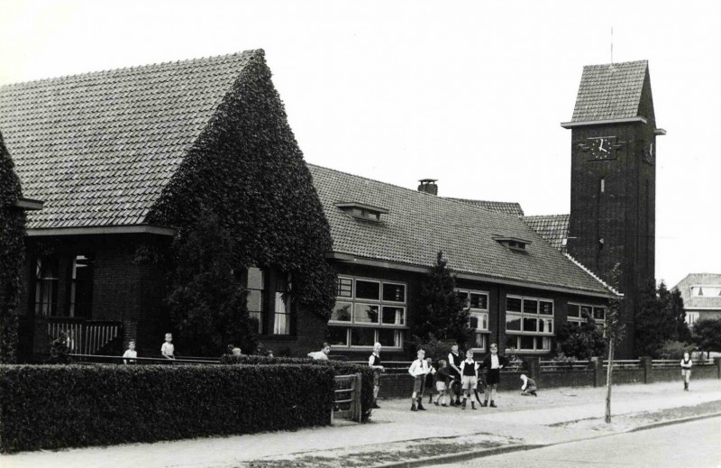 Olieslagweg Nr. 92. School EII 1940.jpg